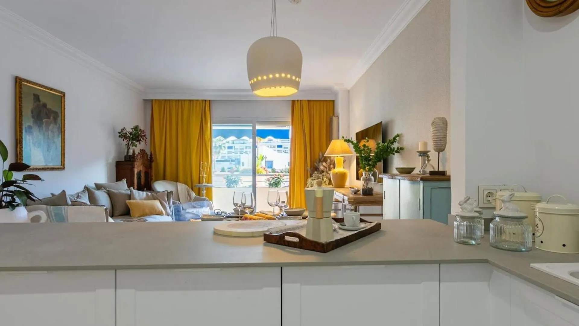 Banus Home Marbella 0*,  Spain